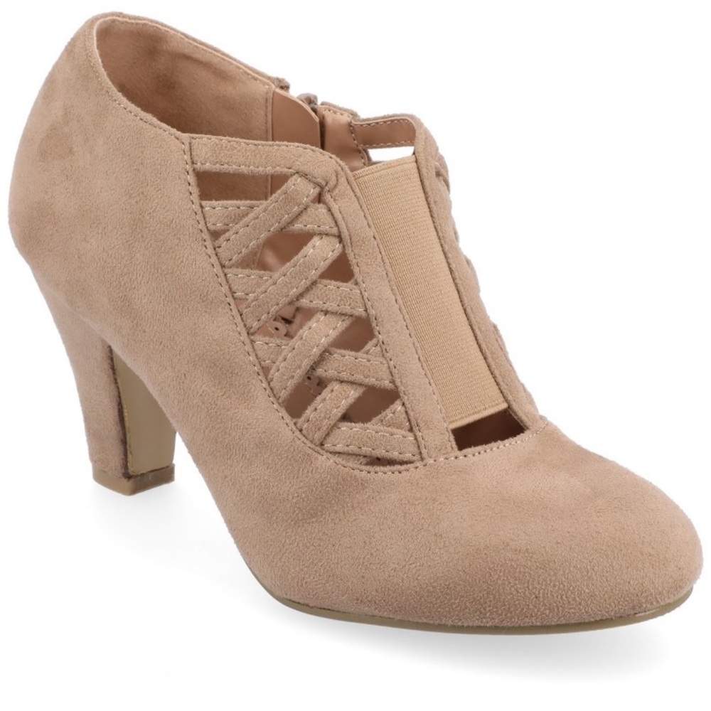 Journee Collection Piper Inside Zip Block Heel Booties (Size 8)